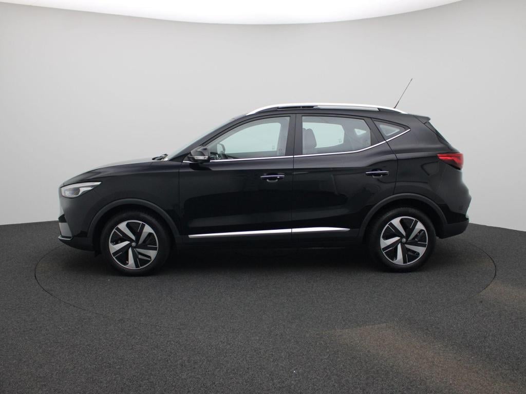 MG Zs Ev long range luxury 70 kwh | panoramadak | leder | apple carplay - a