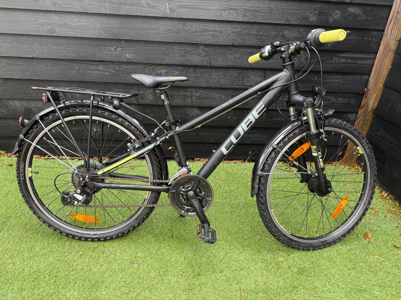 Fiets 	CUBE ACID 240 Street - 24" Children's Bike - 2023 - black / yellow