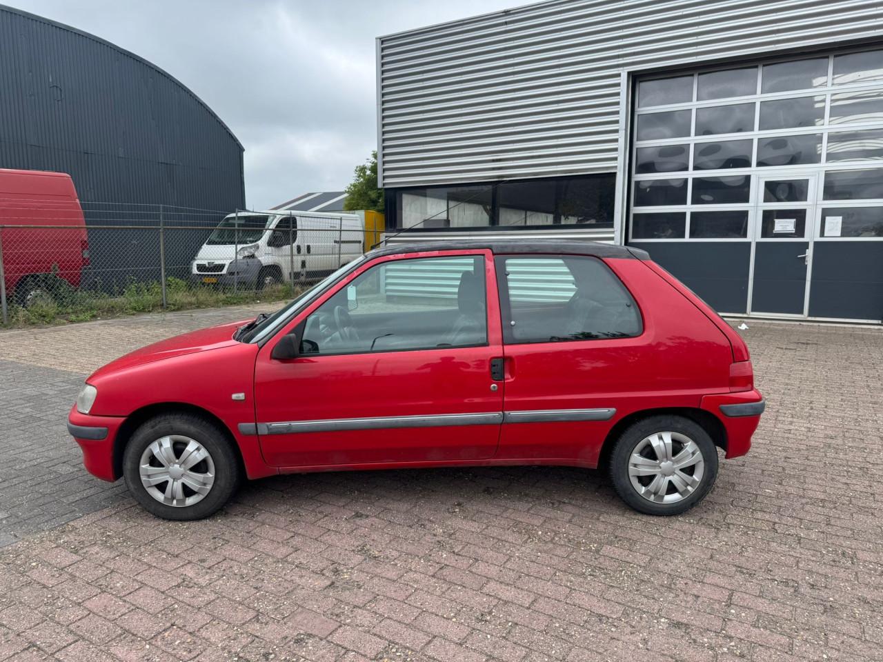 Peugeot 106 bj 2003  500 euro