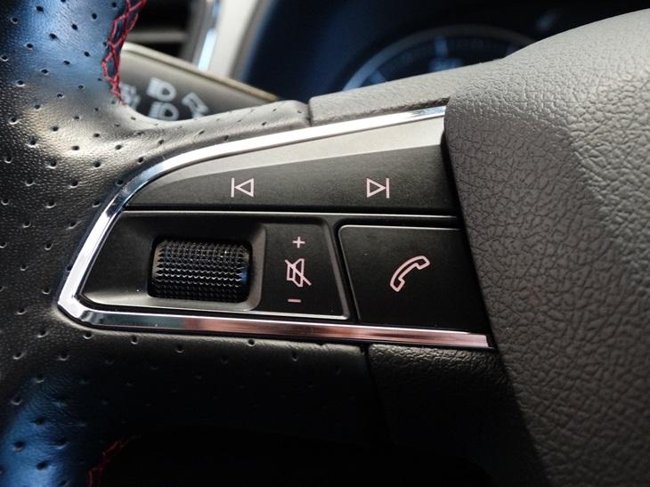 Seat Leon 1.4 ecotsi 150pk connected