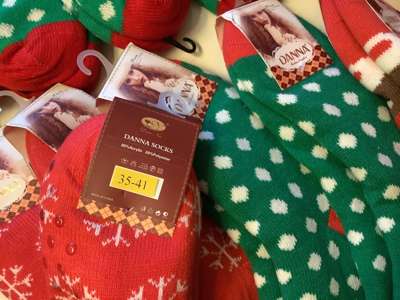 Partij leuke fluffy huissokken. ( partij 251)