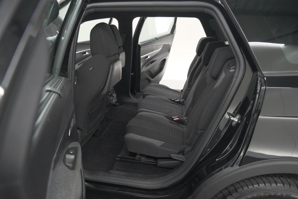 Peugeot 5008 puretech 130 eat8 active pack business | 7 zitplaatsen | camer