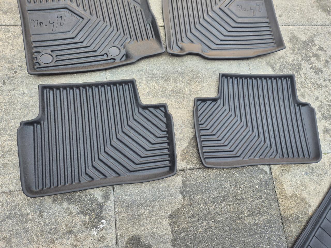 Renault Kadjar All Weather rubber automatten set