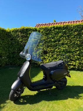 Scooter GTS Toscana