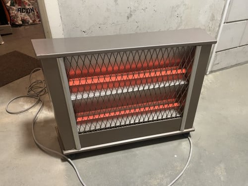 Straalkachel Conrad  Naber 1800W  Vintage