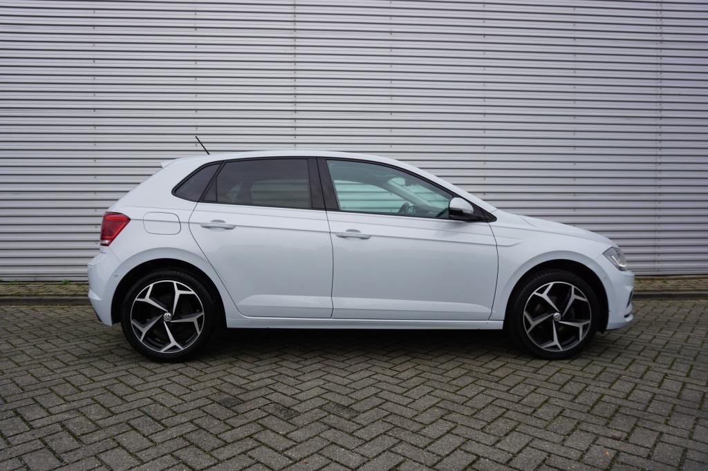 Volkswagen Polo 1.0 tsi highline automaat - climate / navi / cruise / camer