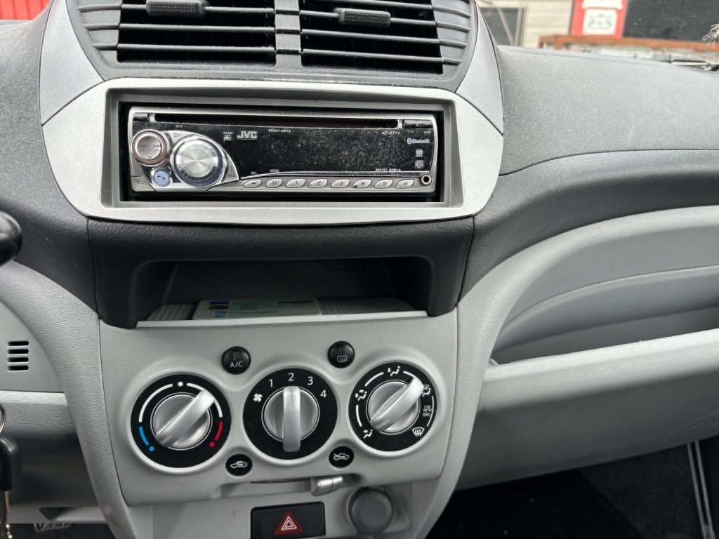 Nissan Pixo 1.0 visia