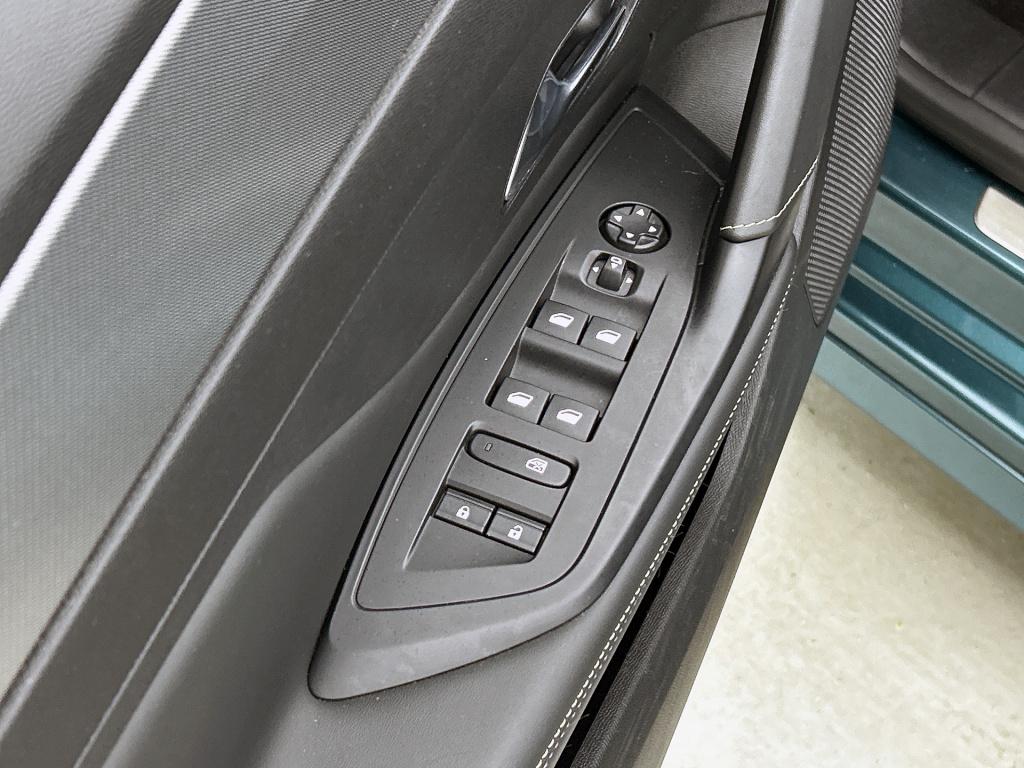 Peugeot 308 sw plug-in hybrid 225 pk automaat gt | rijklaar | panorama / sc