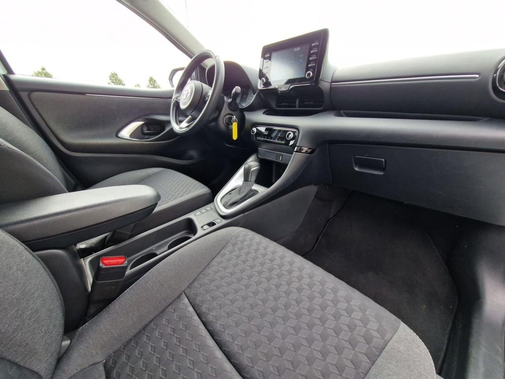 Toyota Yaris 1.5 hybrid active | 1e eigenaar | automaat | navigatie | camer