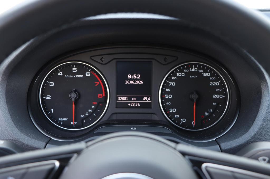Audi Q2 35 tfsi s edition 150pk s-tronic