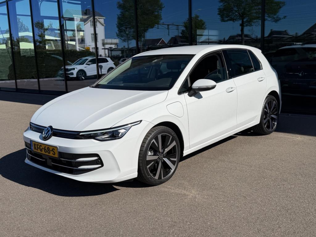 Volkswagen Golf 1.5 ehybrid 204pk style | 360 camera | ergo stoel | adapt. 