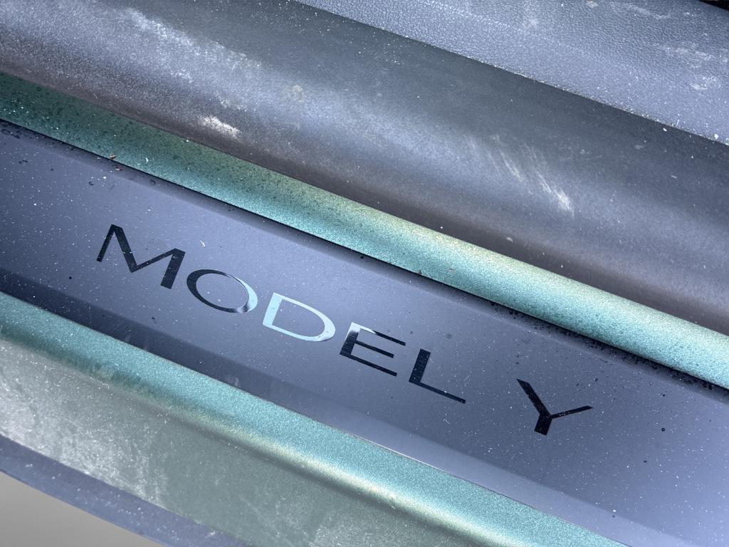 Tesla Model Y performance awd 75 kwh leder | parkeercamera | schuif-kanteld