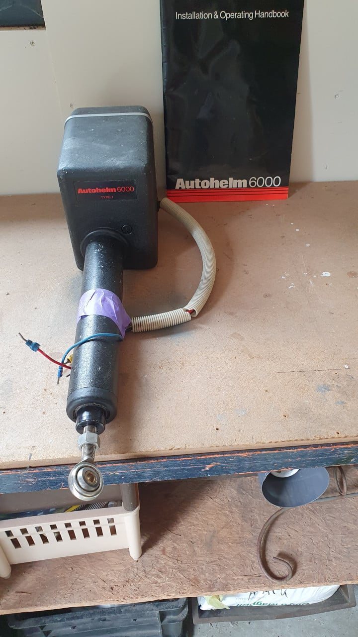 Stuurautomaat AUTOHELM 6000, onderdelen