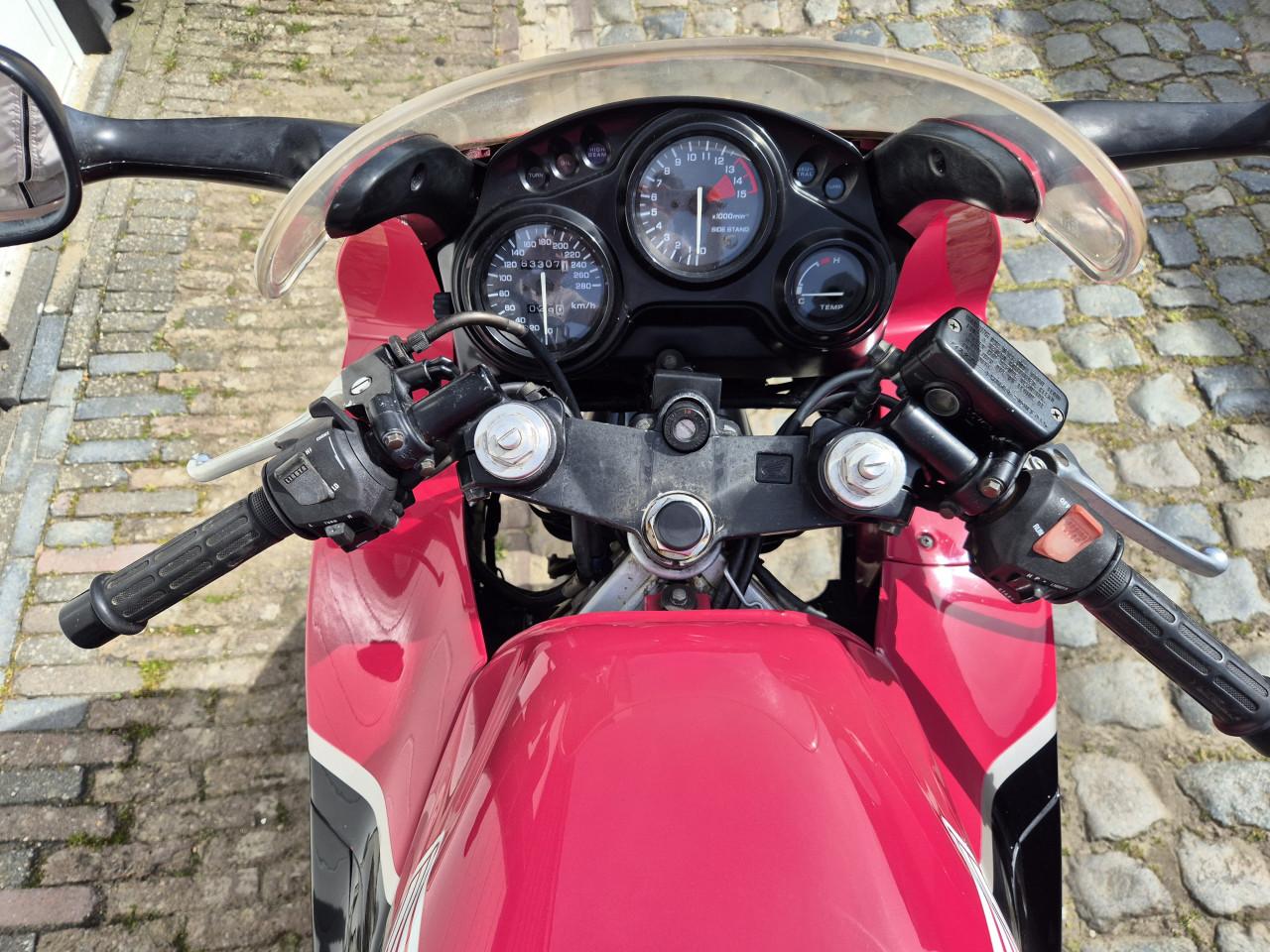 1991 Honda cbr 600 f2 (onderhoudsvrij)
