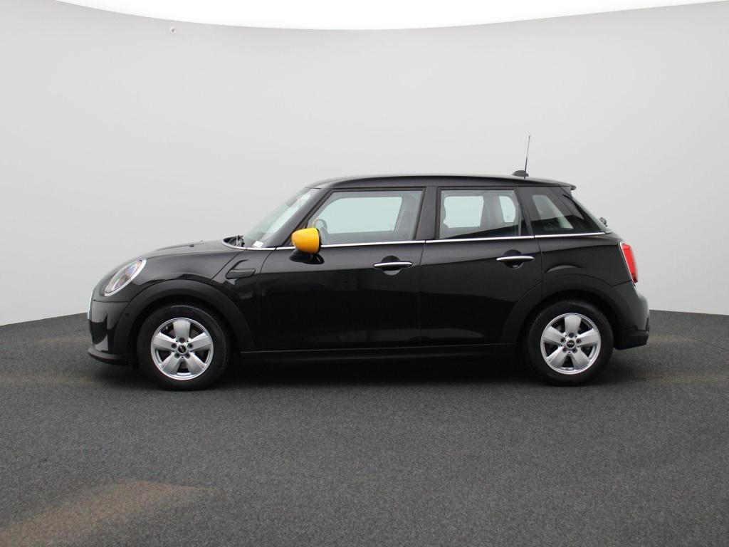 Mini 5-deurs 1.5 one essential | navigatie | lmv | parkeer sensoren | clima