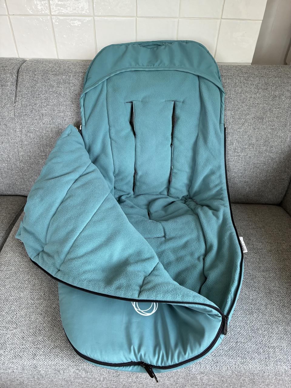 Complete Bugaboo Cameleon 3 kinderwagen in kleur blauw en donkergrijs