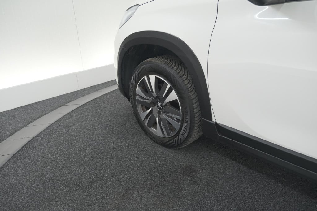 Peugeot 2008 puretech 130 allure | camera | apple carplay | parkeersensoren