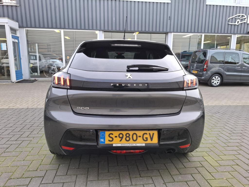 Peugeot 208 1.2 100 allure pano/clima/nav/cam