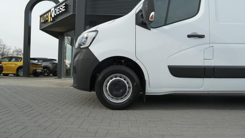 Renault Master t35 2.3 dci 135 l2h2 comfort | direct leverbaar | navigatie 