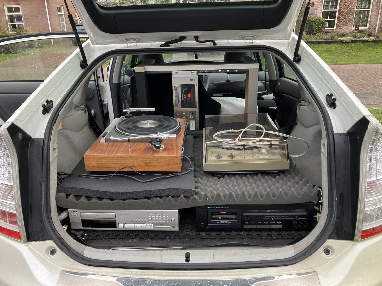 Audioapparaten reparatie en service door professioneel monteur met garantie