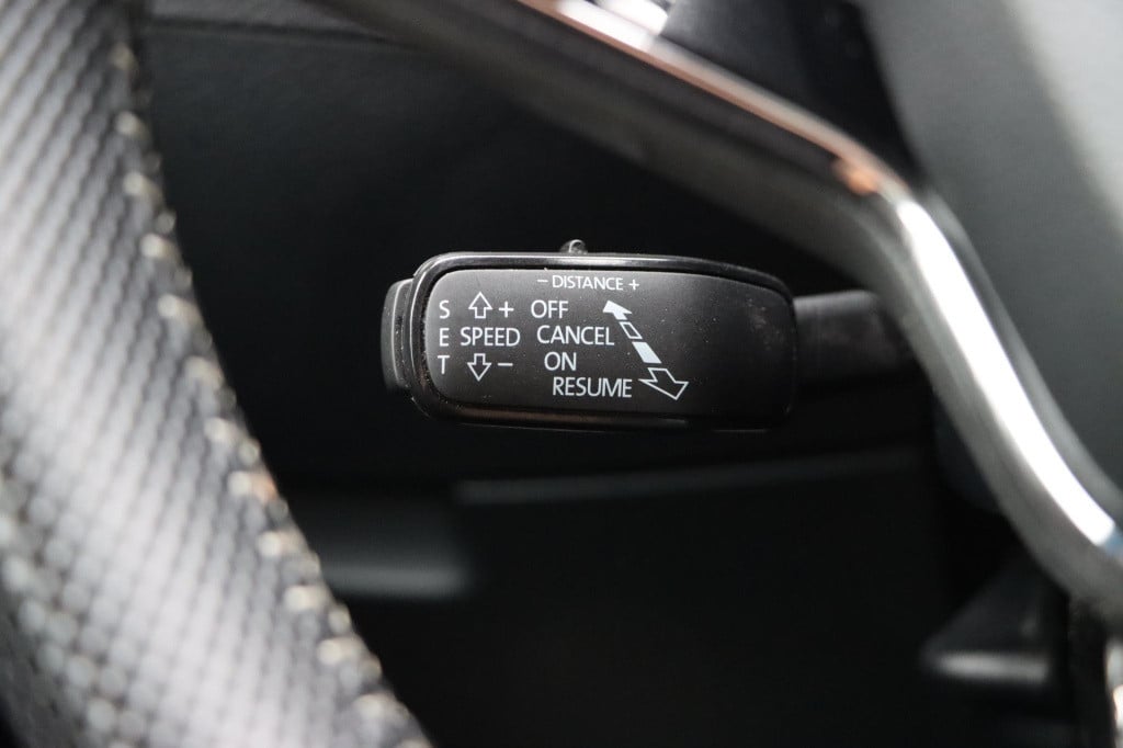 Skoda Superb combi 1.4 tsi iv sportline business 218pk dsg6