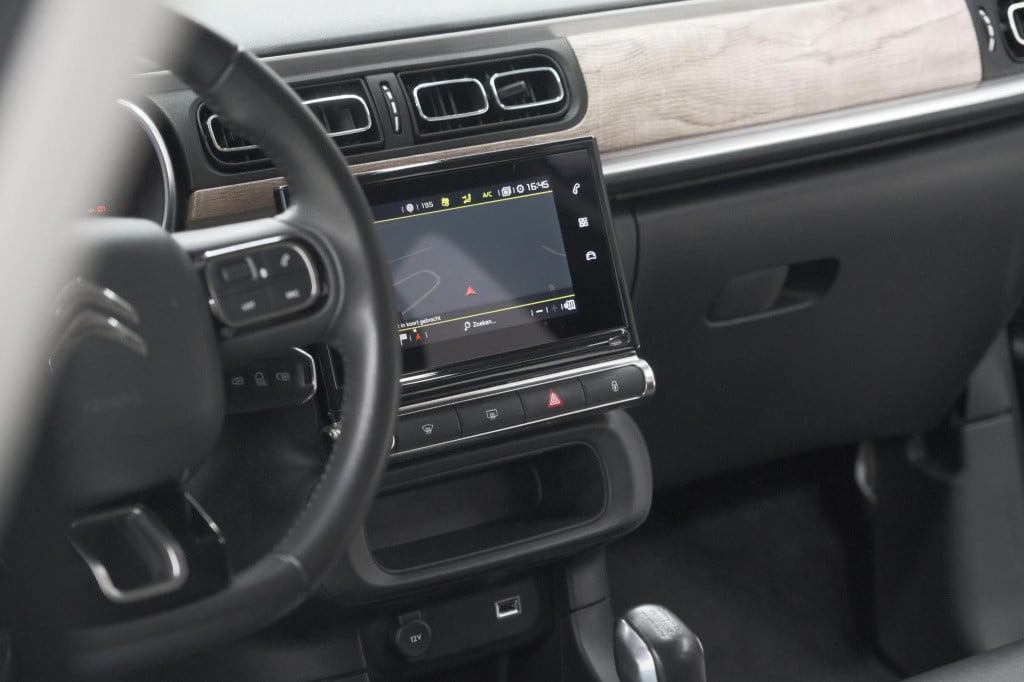 Citroen C3 puretech 82 feel edition | camera | navigatie | apple carplay