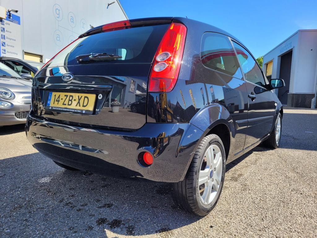 Ford Fiesta 1.3-8v futura