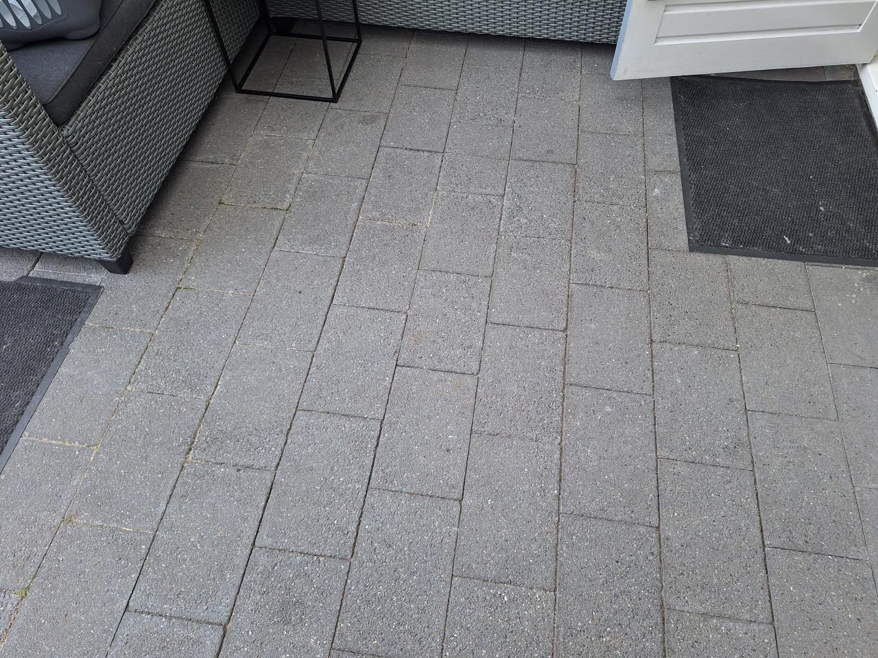 GRATIS  grijze tuintegels