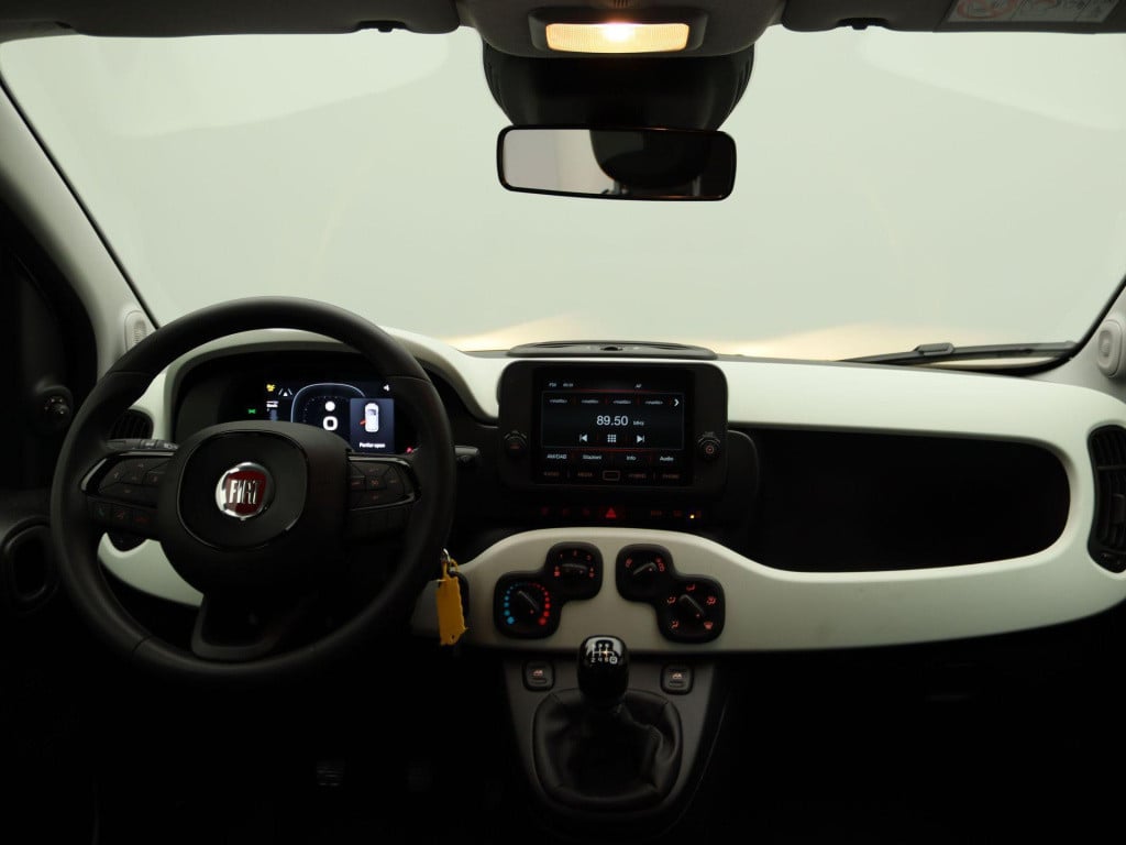 Fiat Panda 1.0 hybrid pandina | digitaal dashboard | carplay |