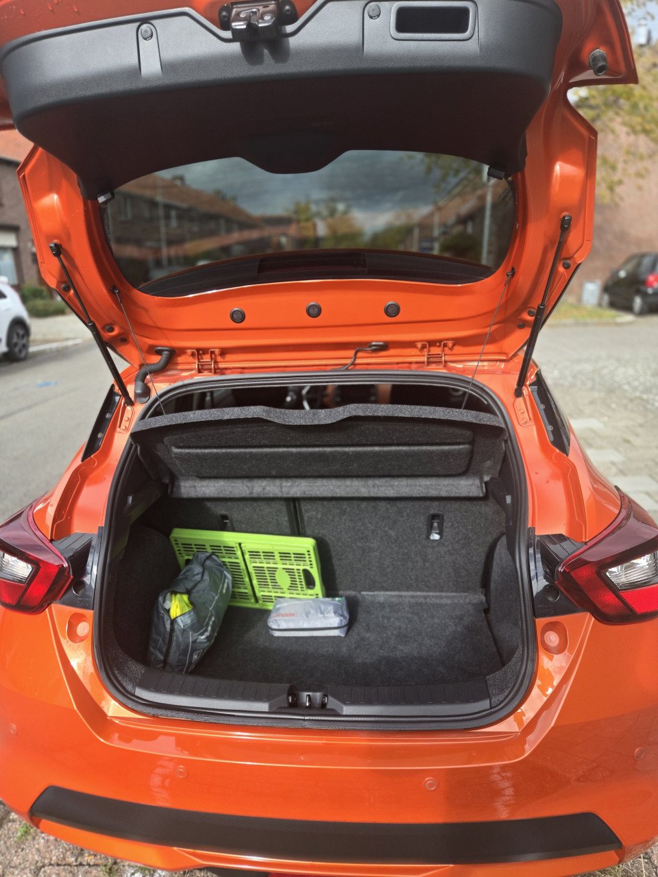 Nissan micra 0.9 dig-t  tekna bose