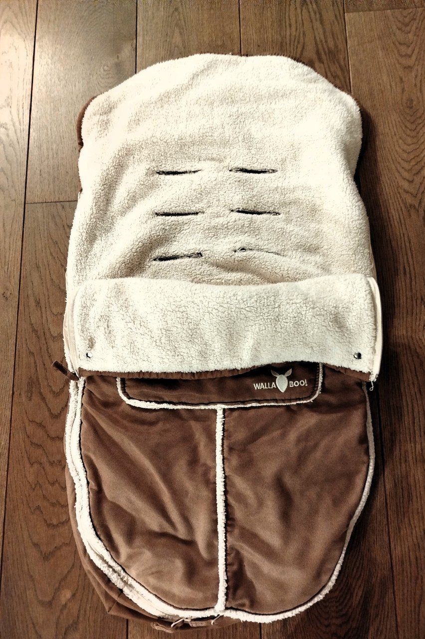 Walla Boo wagenvoetenzak(suede look)