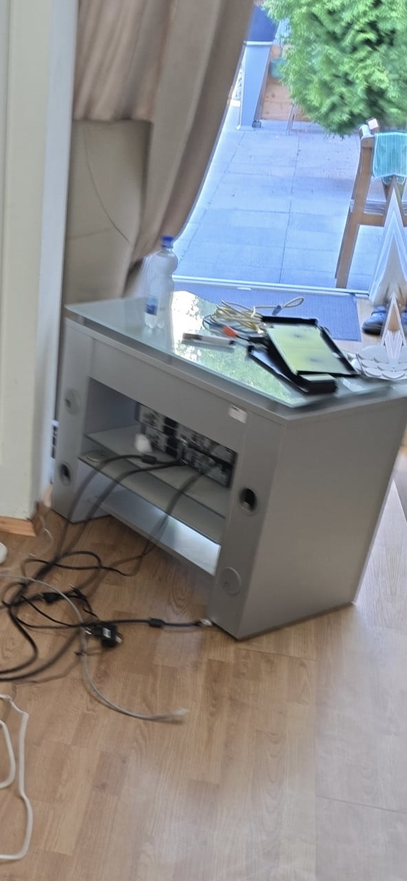 Tv meubel zeer zwaar en degelijk zie foto