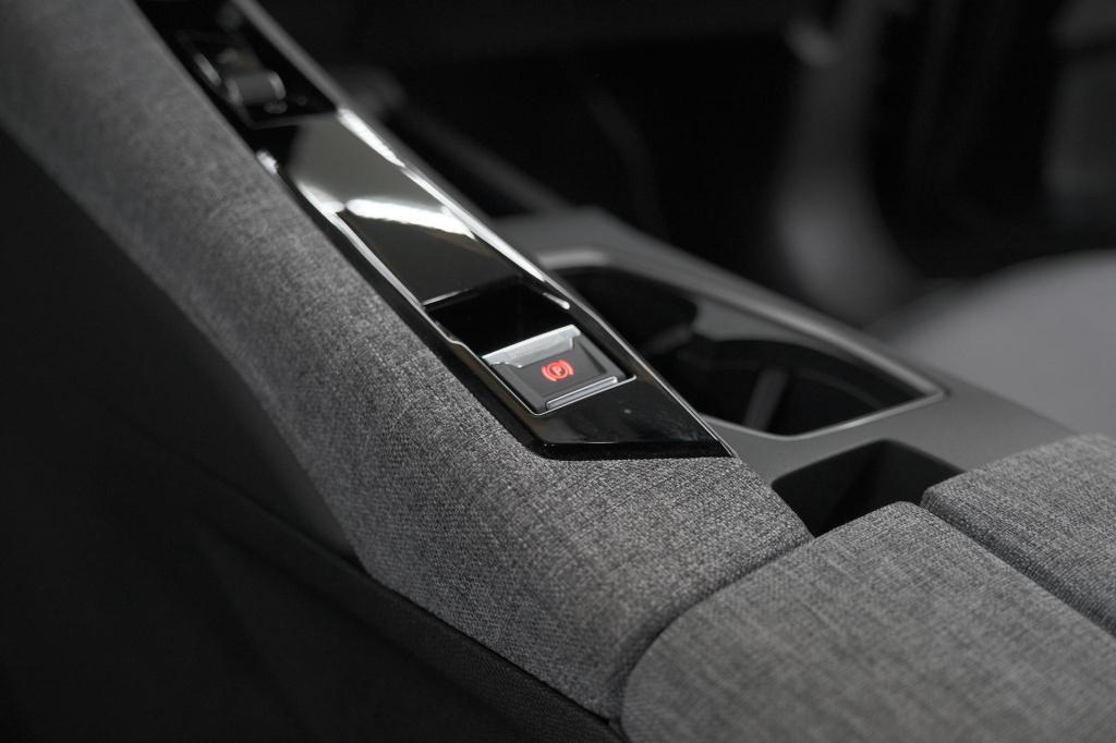 Peugeot 5008 1.2 hybrid 136 gt 7p | adaptieve cruise control | camera | ele