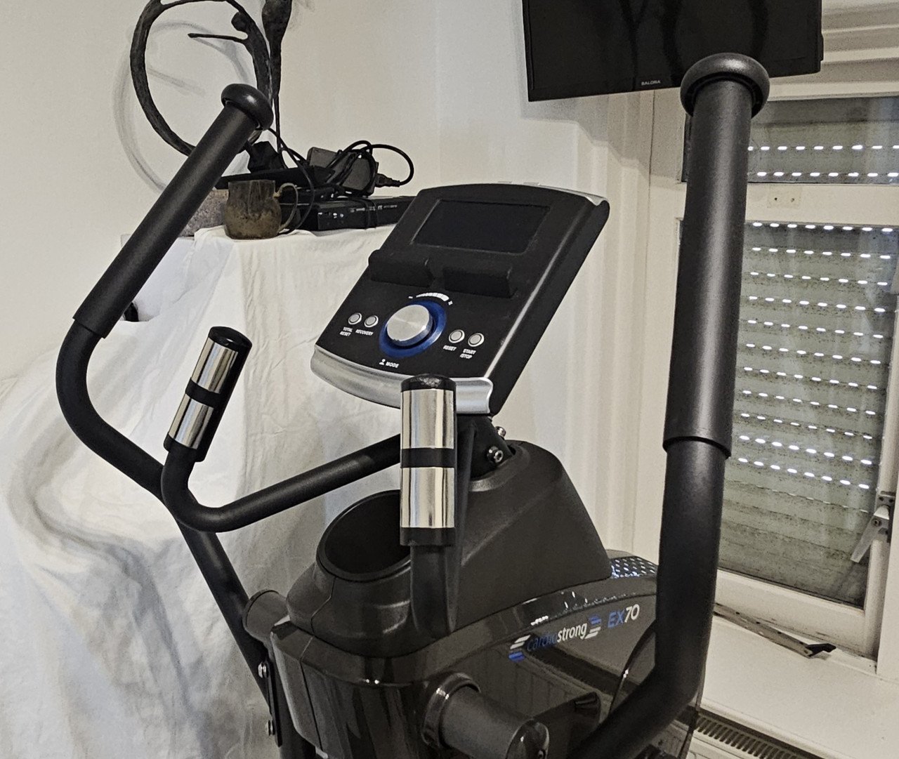 Crosstrainer Cardiostrong EX70