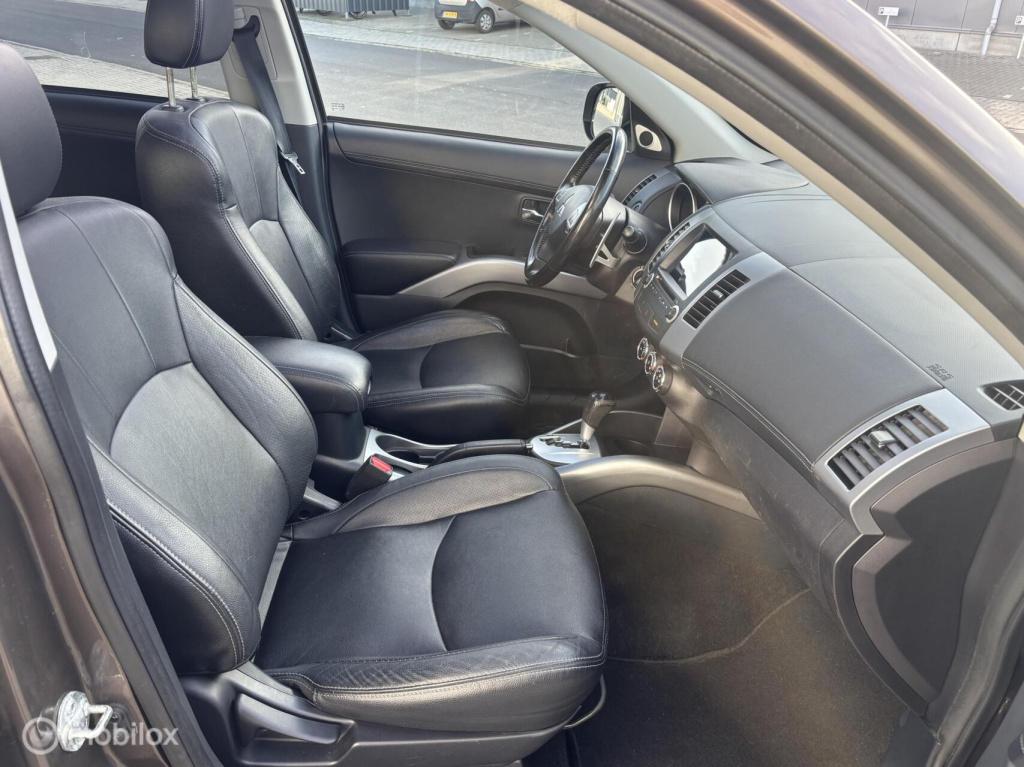 Mitsubishi Outlander 2.0 instyle