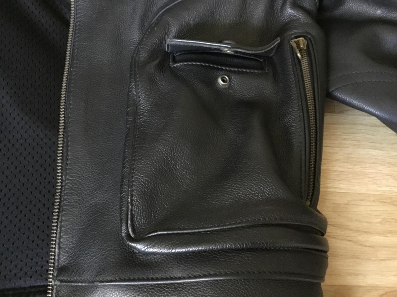 Motorjack.  Leer.  Triumph