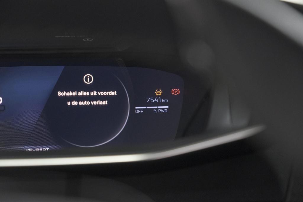 Peugeot E-2008 ev gt 50 kwh | 11 kw laadfunctie | 360 camera | dodehoekdete