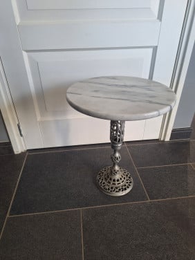 Bijzettafel, marmer