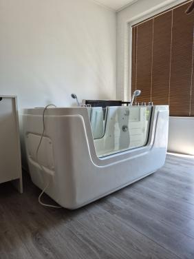 Volledige inboedel babyspa ter overname