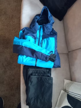 Te koop nieuw ski pak maat 52 54