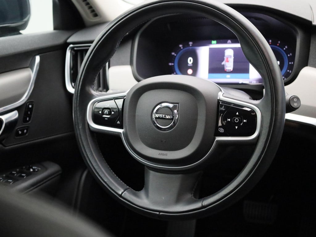 Volvo V90 2.0 b4 momentum business | automaat | navigatie | leder | apple c