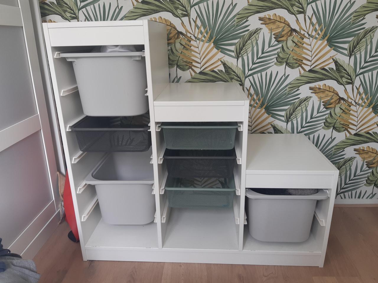 Trap kast, opberg meubel met laden