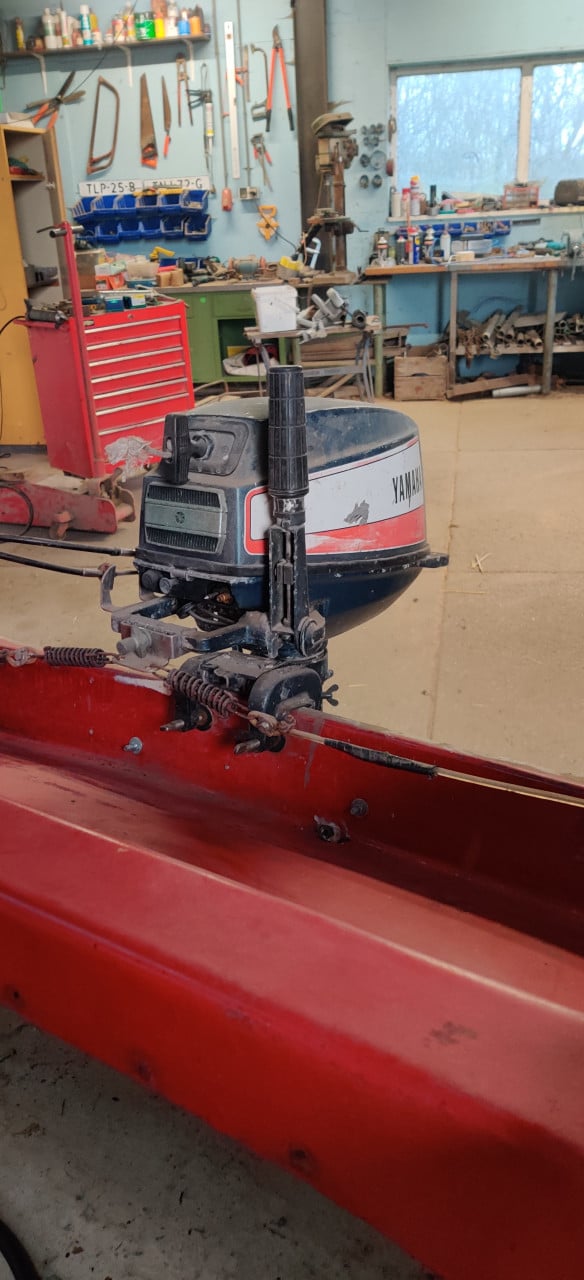 Bootje met 8pk Yamaha