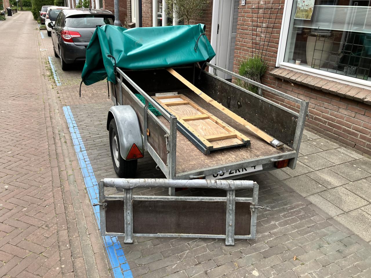Nette aanhangwagen geheel compleet