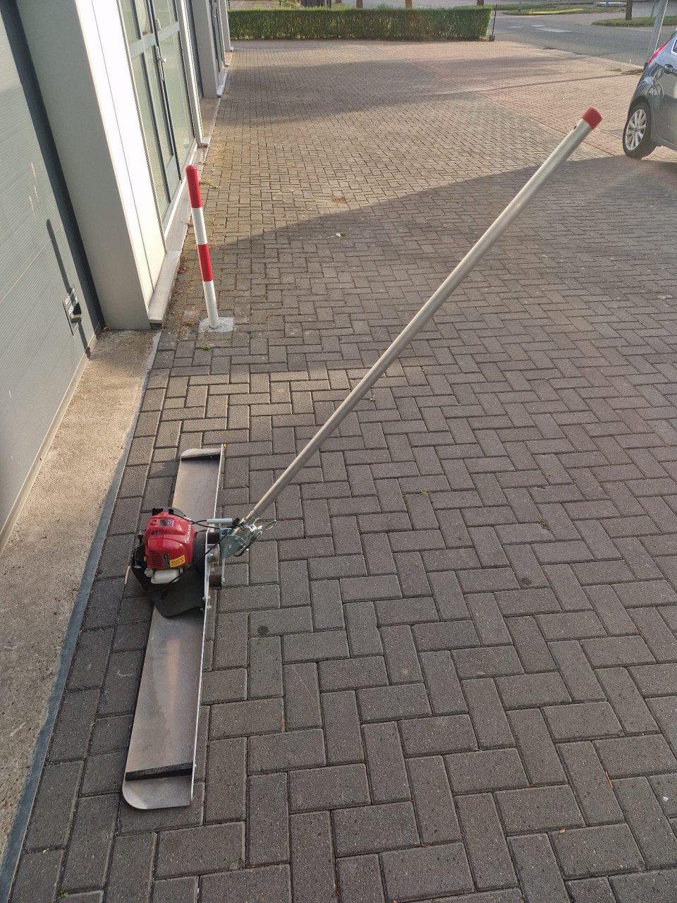 Betontrilbalk te huur