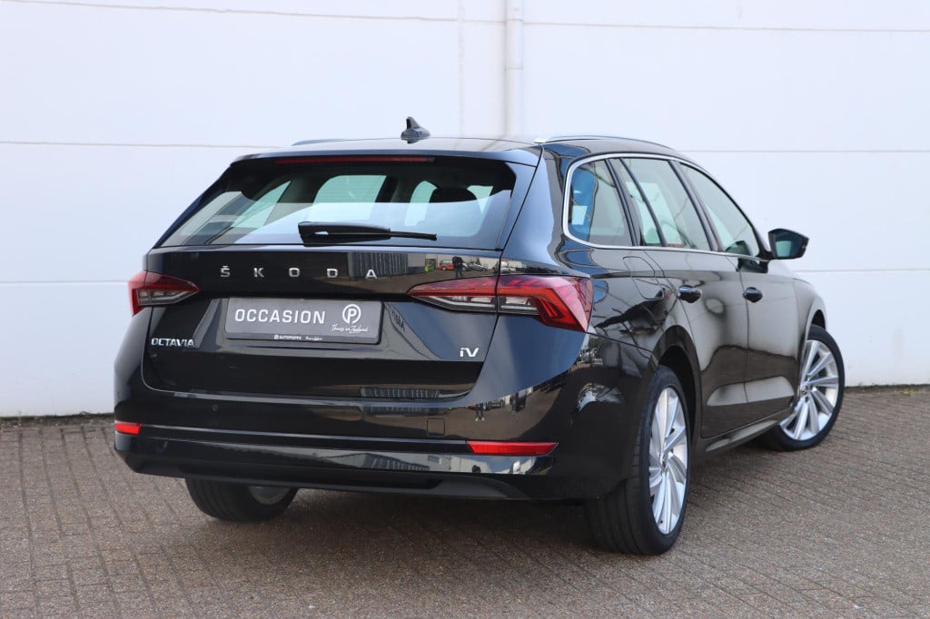 Skoda Octavia combi 1.4 tsi iv style 204pk dsg6
