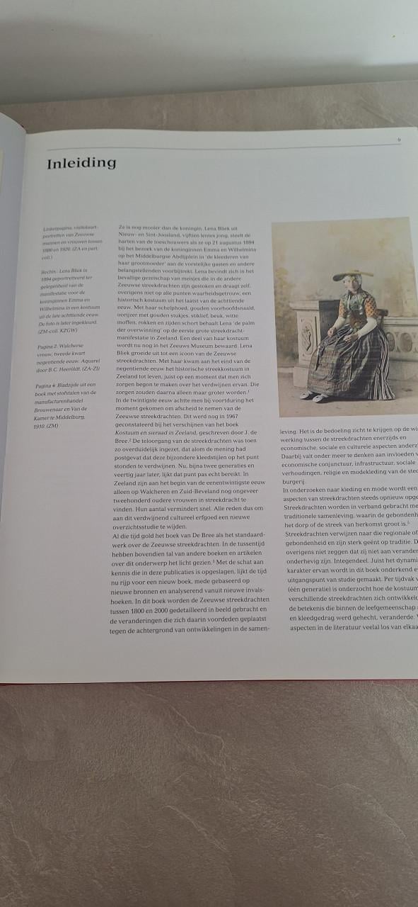 De zeeuwse streekdrachten 1800-2000