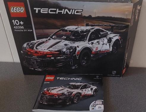 Lego technic Porsche 911 RSR 42096