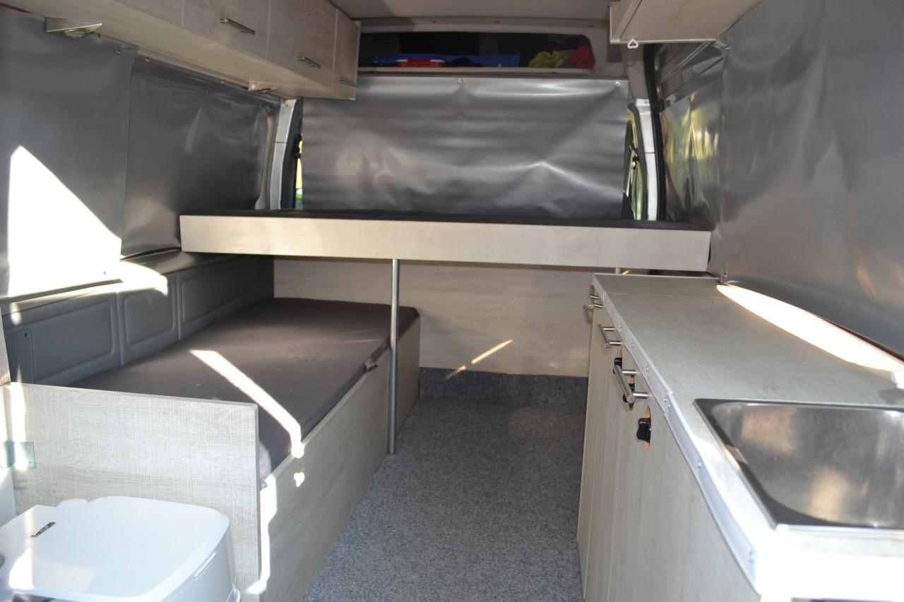 Camper Ford Transit 2.2TDCI 140PK 2011 L2H2