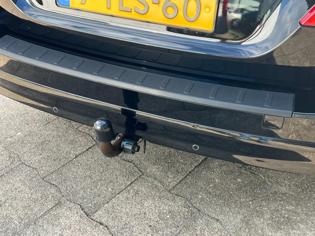 Volvo V70 1.6 d2 kinetic, trekhaak, navi, parkeersensoren enz...